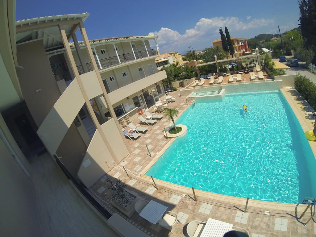 Happyland Hotel Apartments Nydri  Exterior foto